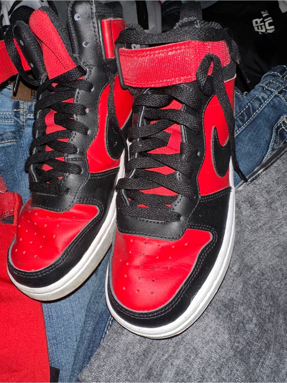 Nike Kids High-Top Sneakers in Red and Black boys 4.5